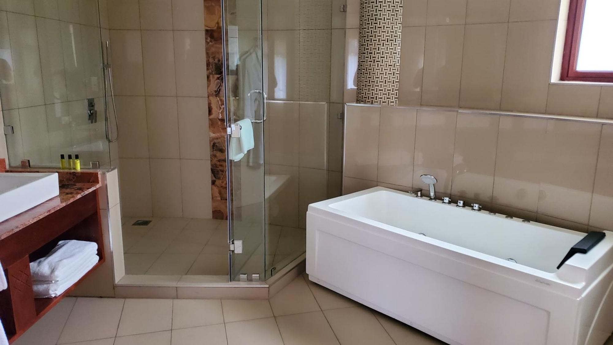 Hermosa Garden Hotel نيروبي المظهر الخارجي الصورة